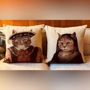 Stunning pillows by Susan Herbert
Elegantly display your Henry Vlll & Mona Lisa